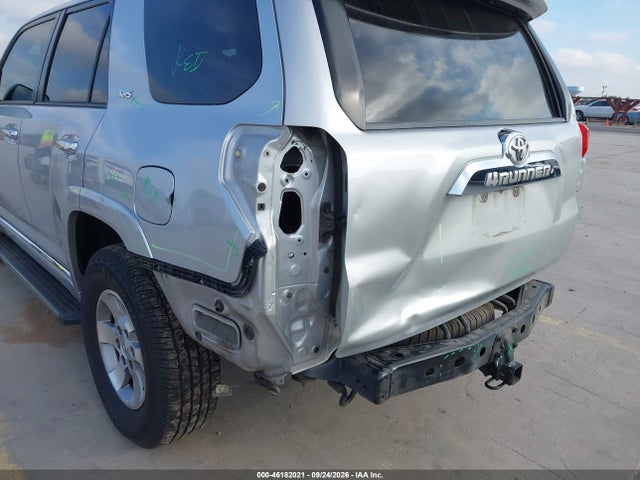 46182021 :رقم المزاد ، JTEZU5JR2A5012592 vin ، 2010 Toyota 4runner Sr5 V6 مزاد بيع