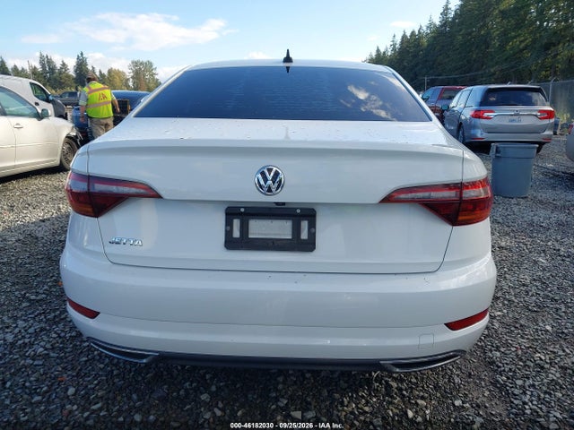 2019 Volkswagen Jetta 1.4t Sel Premium მანქანა იყიდება აუქციონზე, vin: 3VWG57BUXKM002568, აუქციონის ნომერი: 46182030