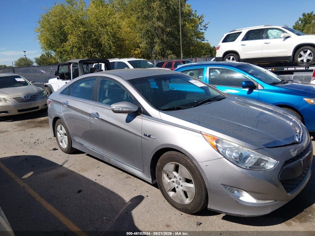 Aukcja sprzedaży 2012 Hyundai Sonata Hybrid, vin: KMHEC4A47CA035571, numer aukcji: 46182034