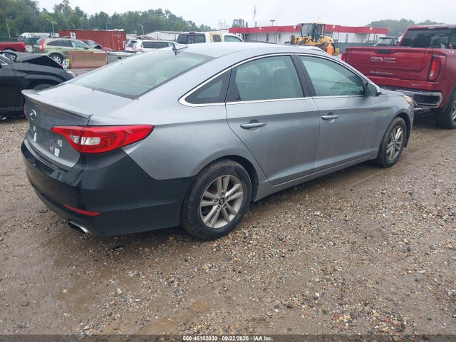 2017 Hyundai Sonata Se მანქანა იყიდება აუქციონზე, vin: 5NPE24AF6HH492588, აუქციონის ნომერი: 46182039