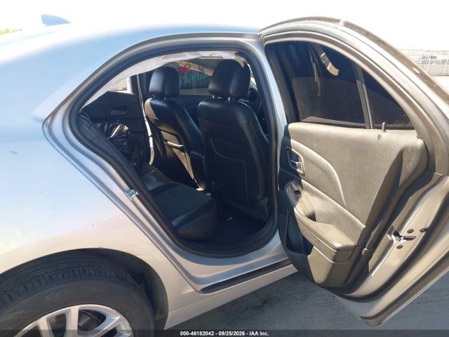 1G11C5SL2EF110173 Chevrolet MALIBU 1LT