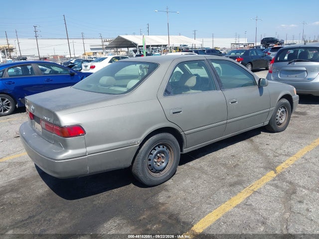 Продажа на аукционе авто 1998 Toyota Camry Le, vin: JT2BG22K6W0128582, номер лота: 46182051