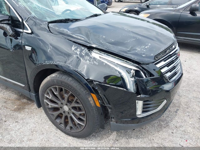 46182064 :رقم المزاد ، 1GYKNBRS1HZ101270 vin ، 2017 Cadillac Xt5 Luxury مزاد بيع