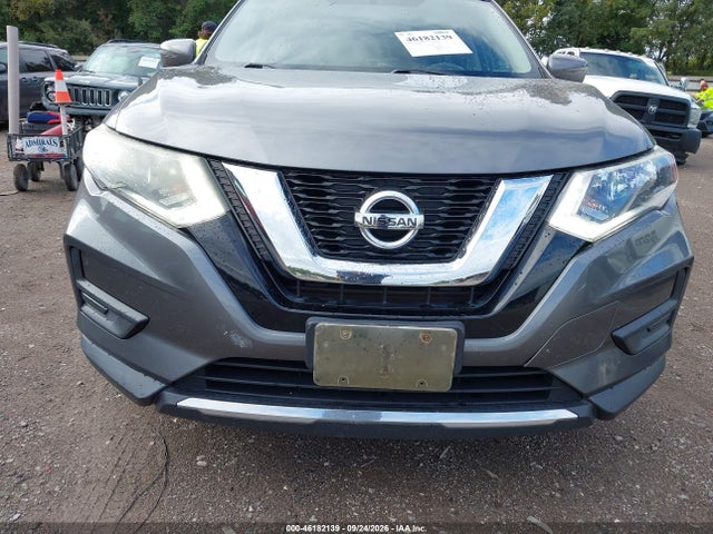 2017 Nissan Rogue Sv მანქანა იყიდება აუქციონზე, vin: 5N1AT2MV9HC770877, აუქციონის ნომერი: 46182139