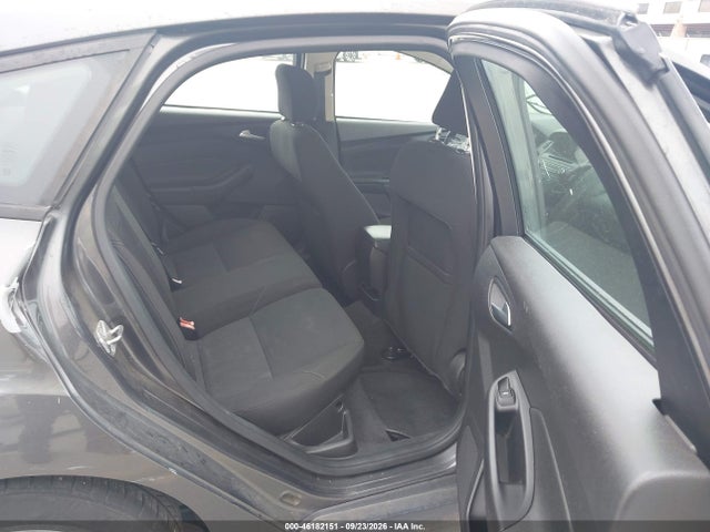 Ford FOCUS SE 2015 1FADP3K24FL289121 Image 8