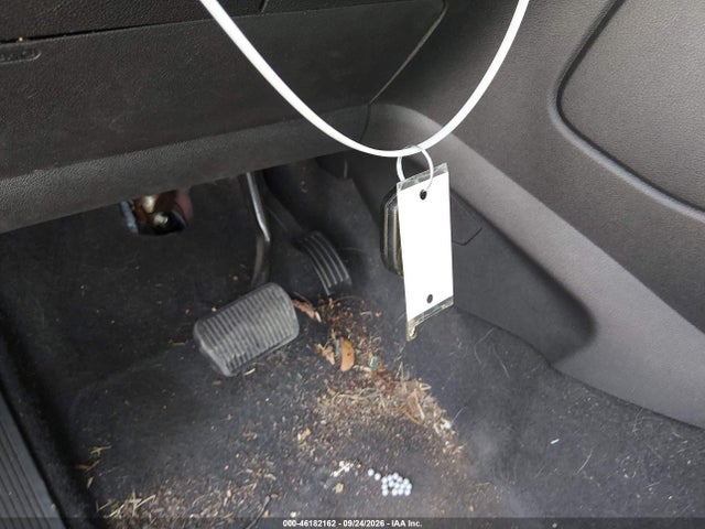 46182162 :رقم المزاد ، 1FMCU0G7XFUA11881 vin ، 2015 Ford Escape Se مزاد بيع