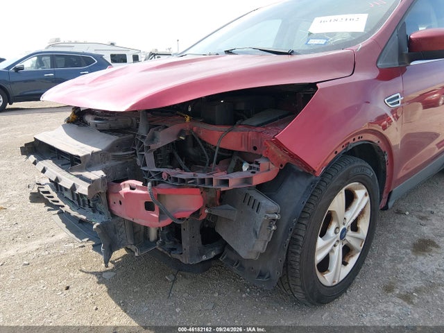 46182162 :رقم المزاد ، 1FMCU0G7XFUA11881 vin ، 2015 Ford Escape Se مزاد بيع