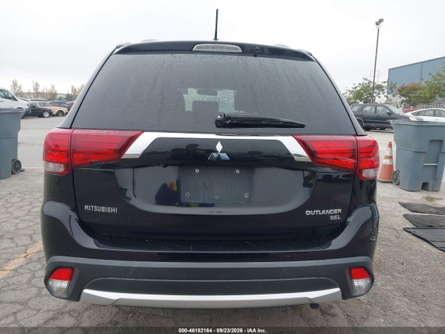 Mitsubishi Outlander Se/sel 2016 JA4AD3A37GZ020071 Image 17