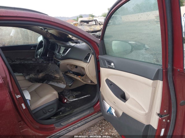 2017 Hyundai Tucson Limited მანქანა იყიდება აუქციონზე, vin: KM8J33A20HU335983, აუქციონის ნომერი: 46182211