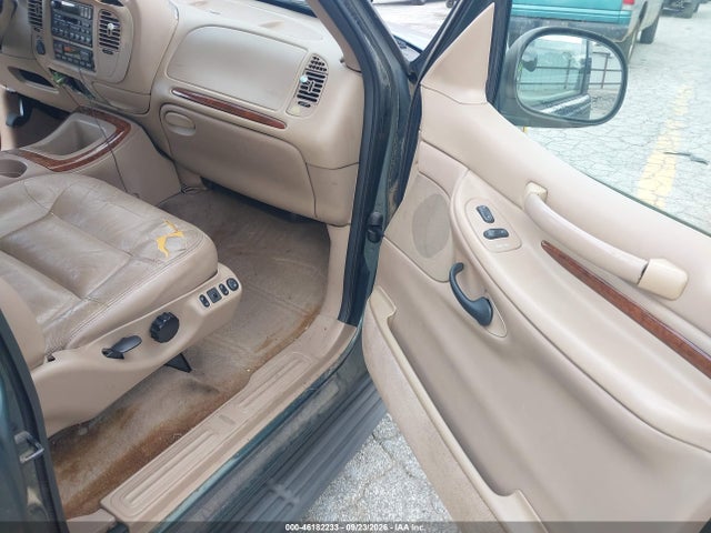 Продаж на аукціоні авто 1999 Lincoln Navigator, vin: 5LMPU28L5XLJ13909, номер лоту: 46182233