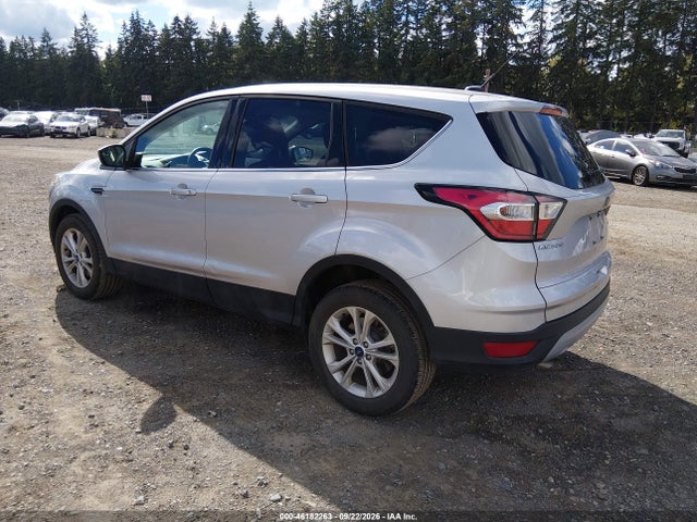 46182263 :رقم المزاد ، 1FMCU9GD4HUE50250 vin ، 2017 Ford Escape Se مزاد بيع
