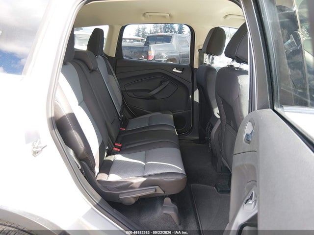 46182263 :رقم المزاد ، 1FMCU9GD4HUE50250 vin ، 2017 Ford Escape Se مزاد بيع