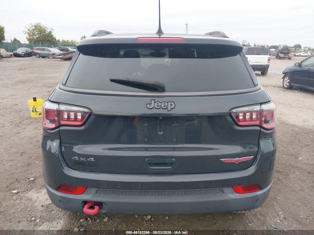 2018 Jeep Compass Trailhawk 4x4 მანქანა იყიდება აუქციონზე, vin: 3C4NJDDB1JT179885, აუქციონის ნომერი: 46182266