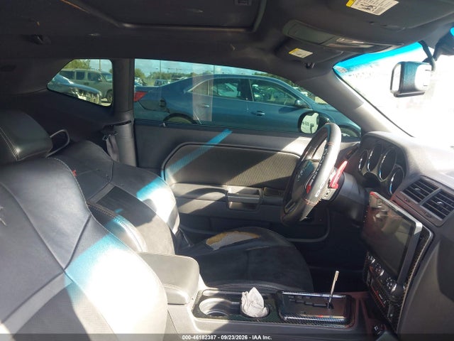 46182387 :رقم المزاد ، 2C3CDYBT0EH158546 vin ، 2014 Dodge Challenger R/t Classic مزاد بيع