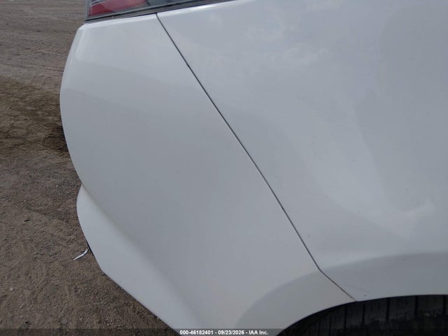 Продажа на аукционе авто 2015 Kia Optima Hybrid, vin: KNAGM4ADOF5077844, номер лота: 46182401
