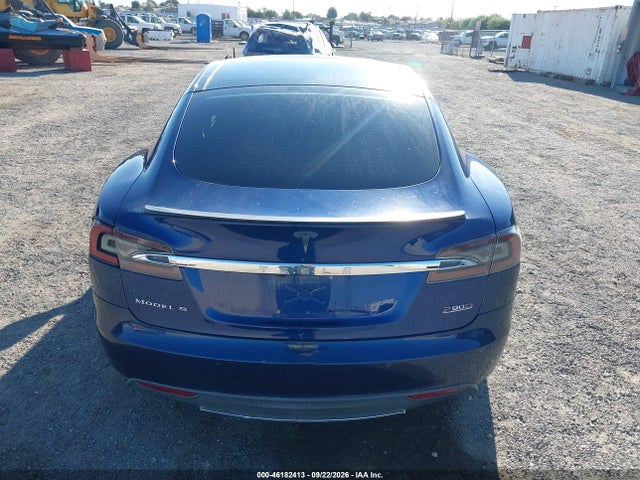 2015 Tesla Model S 85d/p85d მანქანა იყიდება აუქციონზე, vin: 5YJSA1E4XFF109180, აუქციონის ნომერი: 46182413