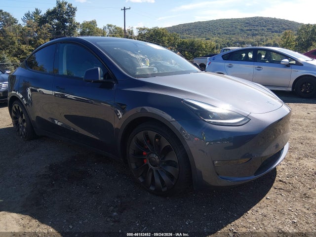 46182452 :رقم المزاد ، 7SAYGDEF1PF863939 vin ، 2023 Tesla Model Y Performance Dual Motor All-wheel Drive مزاد بيع