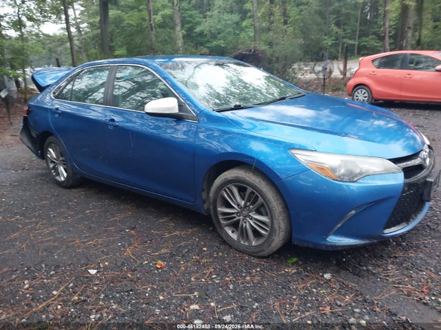 46182488 :رقم المزاد ، 4T1BF1FK0HU703362 vin ، 2017 Toyota Camry Se مزاد بيع