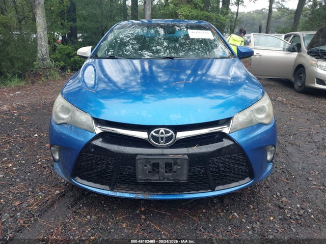 46182488 :رقم المزاد ، 4T1BF1FK0HU703362 vin ، 2017 Toyota Camry Se مزاد بيع