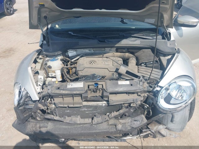 46182492 :رقم المزاد ، 3VW507AT3FM802861 vin ، 2015 Volkswagen Beetle 1.8t مزاد بيع