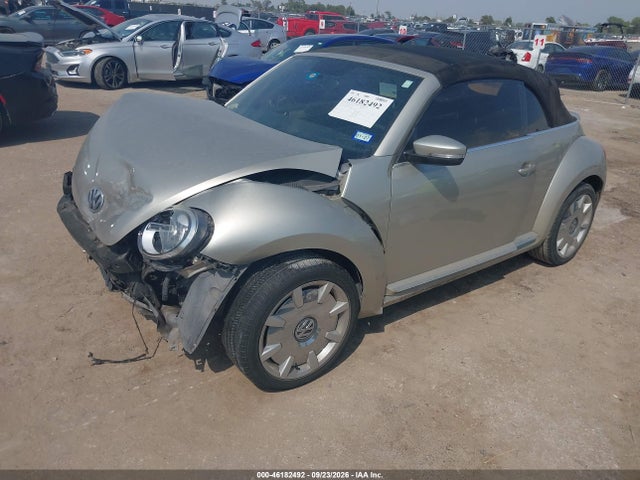 46182492 :رقم المزاد ، 3VW507AT3FM802861 vin ، 2015 Volkswagen Beetle 1.8t مزاد بيع