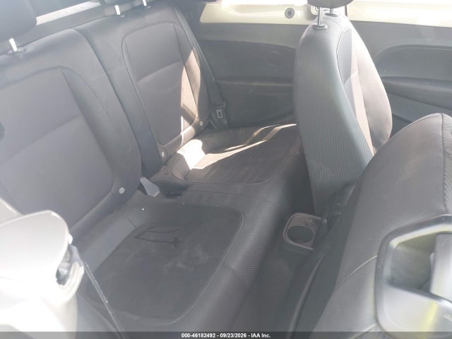 46182492 :رقم المزاد ، 3VW507AT3FM802861 vin ، 2015 Volkswagen Beetle 1.8t مزاد بيع