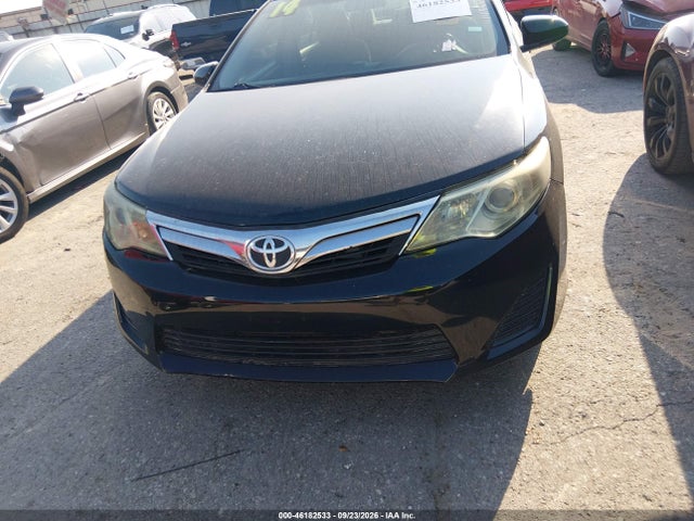 46182533 :رقم المزاد ، 4T4BF1FK8ER338608 vin ، 2014 Toyota Camry Le مزاد بيع