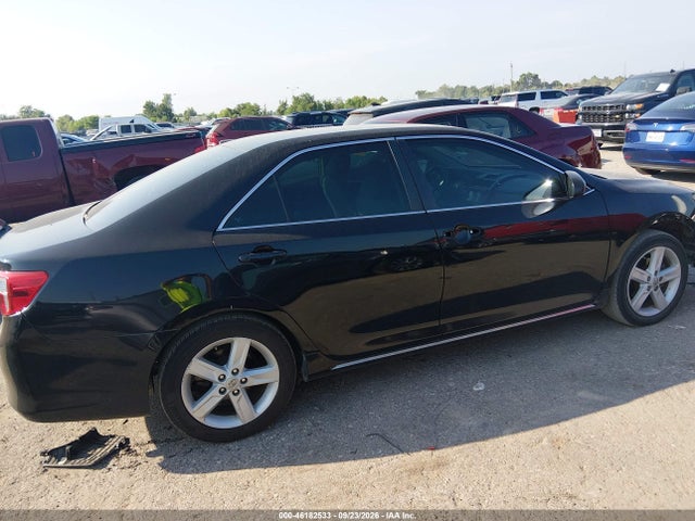46182533 :رقم المزاد ، 4T4BF1FK8ER338608 vin ، 2014 Toyota Camry Le مزاد بيع