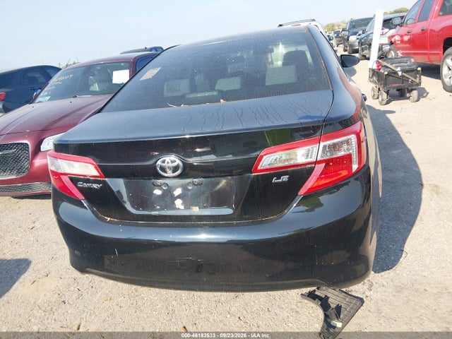 46182533 :رقم المزاد ، 4T4BF1FK8ER338608 vin ، 2014 Toyota Camry Le مزاد بيع