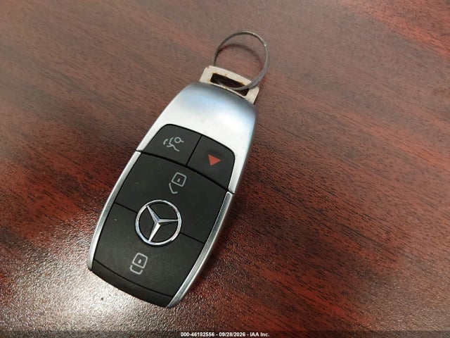 2021 Mercedes-benz Glb 250 მანქანა იყიდება აუქციონზე, vin: W1N4M4GBXMW106214, აუქციონის ნომერი: 46182556