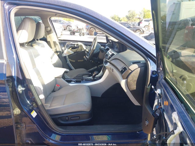 46182575 :رقم المزاد ، 1HGCR2F81EA096381 vin ، 2014 Honda Accord Ex-l مزاد بيع