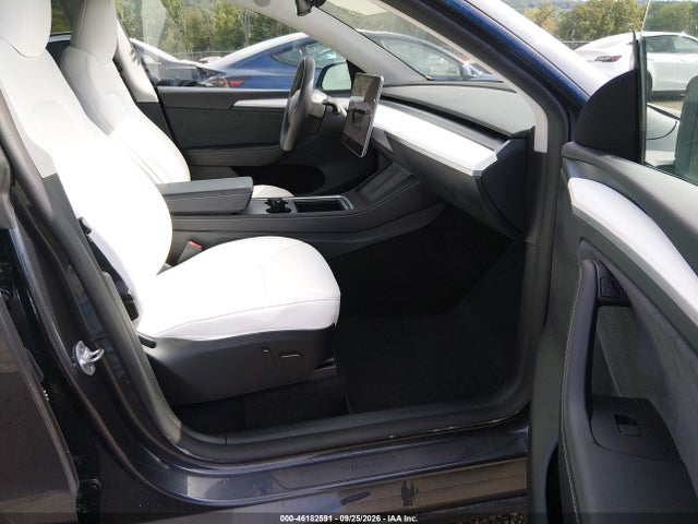 Продаж на аукціоні авто 2024 Tesla Model Y Performance Dual Motor All-wheel Drive, vin: 7SAYGDEF3RA266159, номер лоту: 46182591