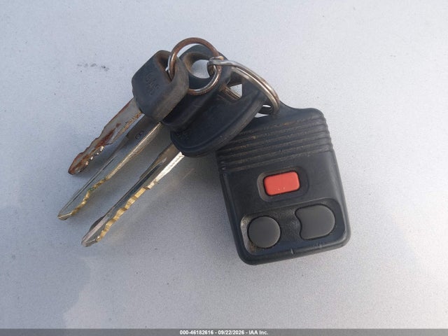 46182616 :رقم المزاد ، 1FDRE14L03HA45749 vin ، 2003 Ford E-150 Recreational مزاد بيع