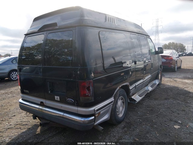 46182616 :رقم المزاد ، 1FDRE14L03HA45749 vin ، 2003 Ford E-150 Recreational مزاد بيع