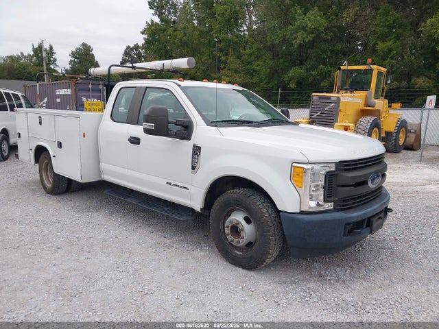 46182630 :رقم المزاد ، 1FD8X3GT8HEE09941 vin ، 2017 Ford F-350 Chassis Xl مزاد بيع