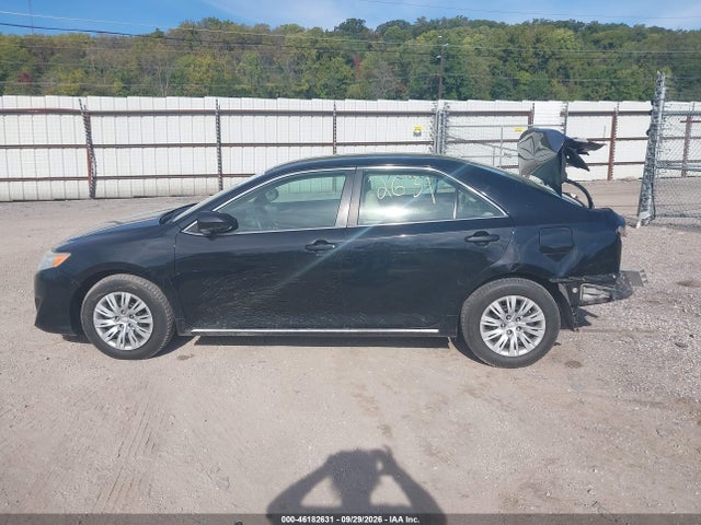 46182631 :رقم المزاد ، 4T1BF1FK9CU003221 vin ، 2012 Toyota Camry Le مزاد بيع
