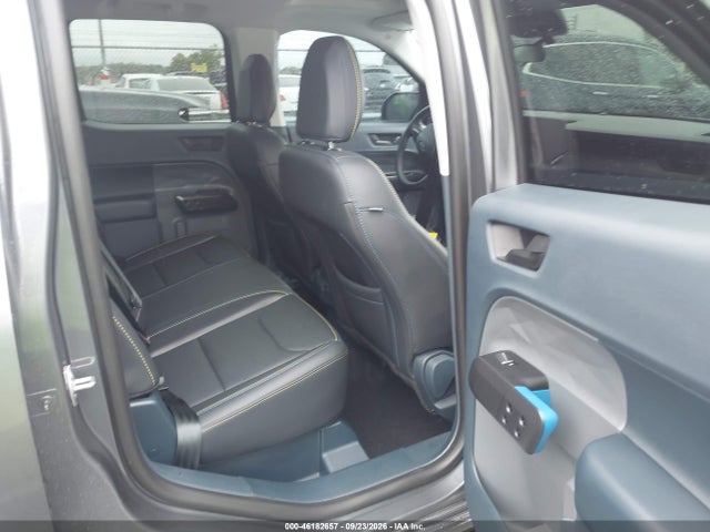Продаж на аукціоні авто 2025 Ford Maverick Lobo Standard, vin: 3FTCW8TA5SRA63497, номер лоту: 46182657