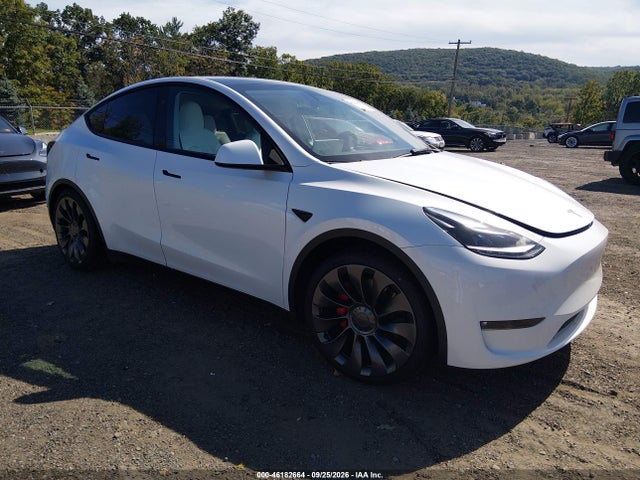 46182664 :رقم المزاد ، 7SAYGDEF8PF841100 vin ، 2023 Tesla Model Y Performance Dual Motor All-wheel Drive مزاد بيع