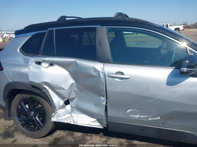 2026 Toyota Corolla Cross Hybrid Xse მანქანა იყიდება აუქციონზე, vin: 7MUFBABG2TV094586, აუქციონის ნომერი: 46182668