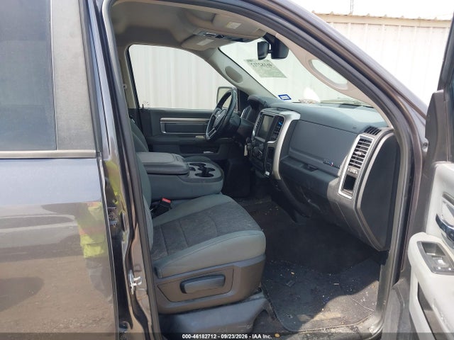 46182712 :رقم المزاد ، 1C6RR6LG6GS221410 vin ، 2016 Ram 1500 Lone Star مزاد بيع