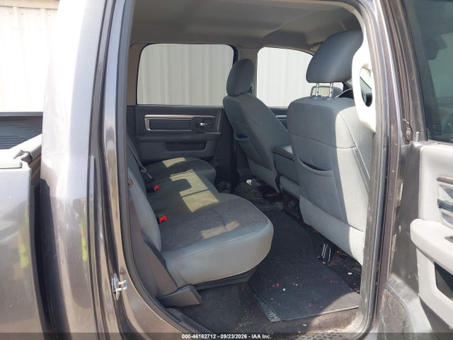 46182712 :رقم المزاد ، 1C6RR6LG6GS221410 vin ، 2016 Ram 1500 Lone Star مزاد بيع