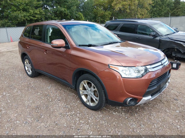 46182771 :رقم المزاد ، JA4AZ3A33FZ009164 vin ، 2015 Mitsubishi Outlander Se مزاد بيع