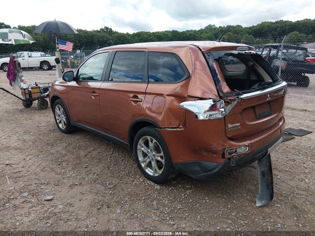 46182771 :رقم المزاد ، JA4AZ3A33FZ009164 vin ، 2015 Mitsubishi Outlander Se مزاد بيع