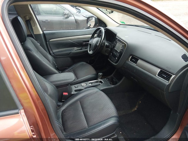 46182771 :رقم المزاد ، JA4AZ3A33FZ009164 vin ، 2015 Mitsubishi Outlander Se مزاد بيع