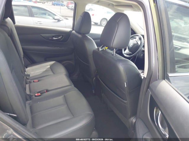 2015 Nissan Rogue Sl მანქანა იყიდება აუქციონზე, vin: 5N1AT2MV4FC852335, აუქციონის ნომერი: 46182772