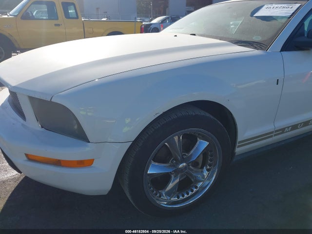 Продажа на аукционе авто 2005 Ford Mustang V6 Deluxe/v6 Premium, vin: 1ZVFT80NX55244564, номер лота: 46182804