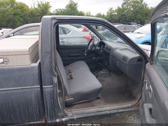 Aukcja sprzedaży 1997 Nissan 4x2 Truck Xe, vin: 1N6SD11S6VC353929, numer aukcji: 46182847