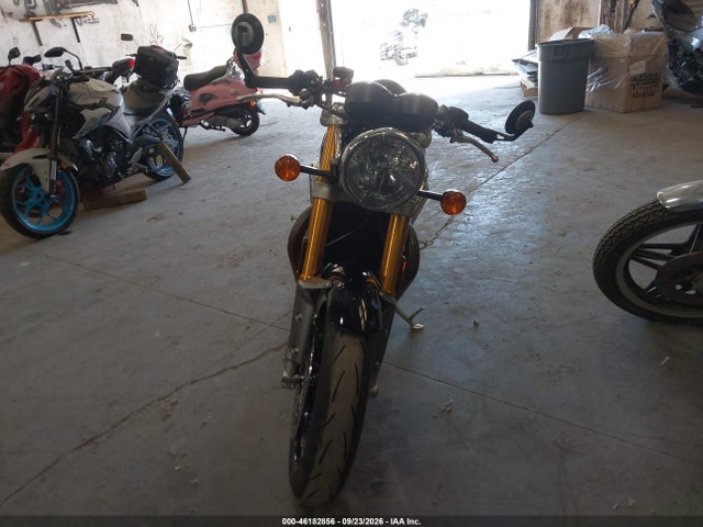 2025 Triumph Motorcycle Thruxton Rs მანქანა იყიდება აუქციონზე, vin: SMTD56HR0STBV2228, აუქციონის ნომერი: 46182856