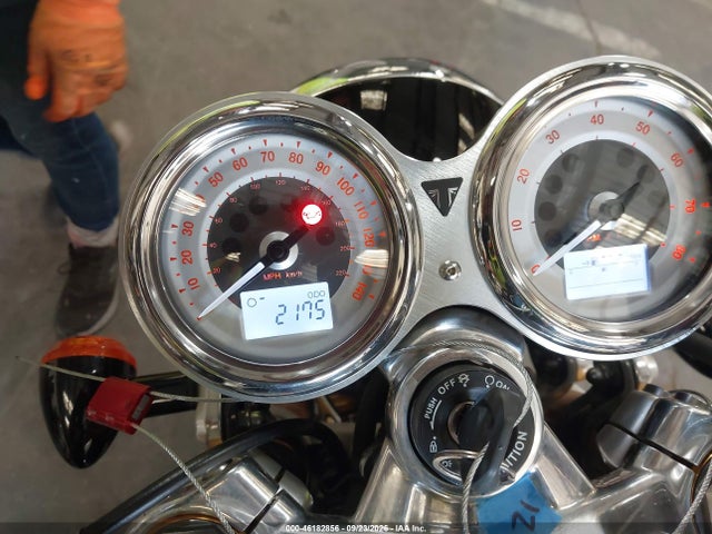 2025 Triumph Motorcycle Thruxton Rs მანქანა იყიდება აუქციონზე, vin: SMTD56HR0STBV2228, აუქციონის ნომერი: 46182856