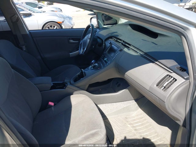 46182935 :رقم المزاد ، JTDKN3DU1A1298305 vin ، 2010 Toyota Prius Iii مزاد بيع